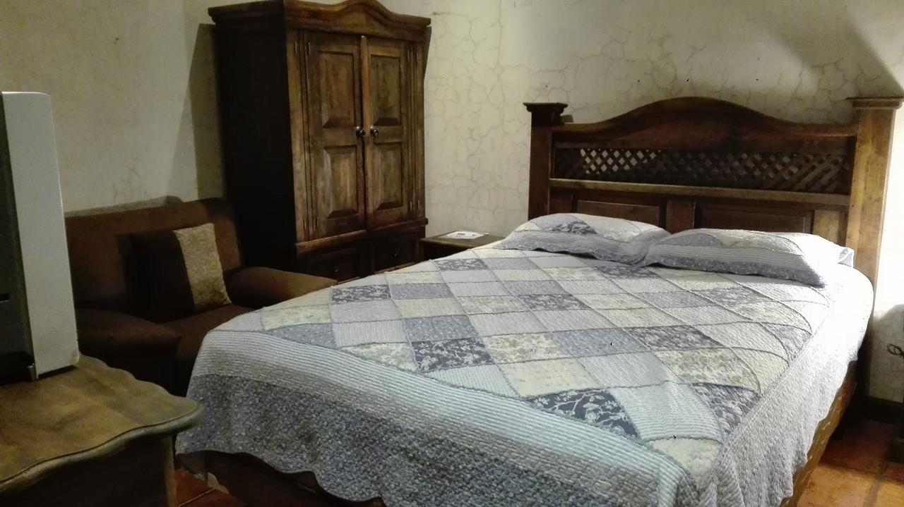 La Casa De La Alameda Bed and Breakfast Antigua Eksteriør billede